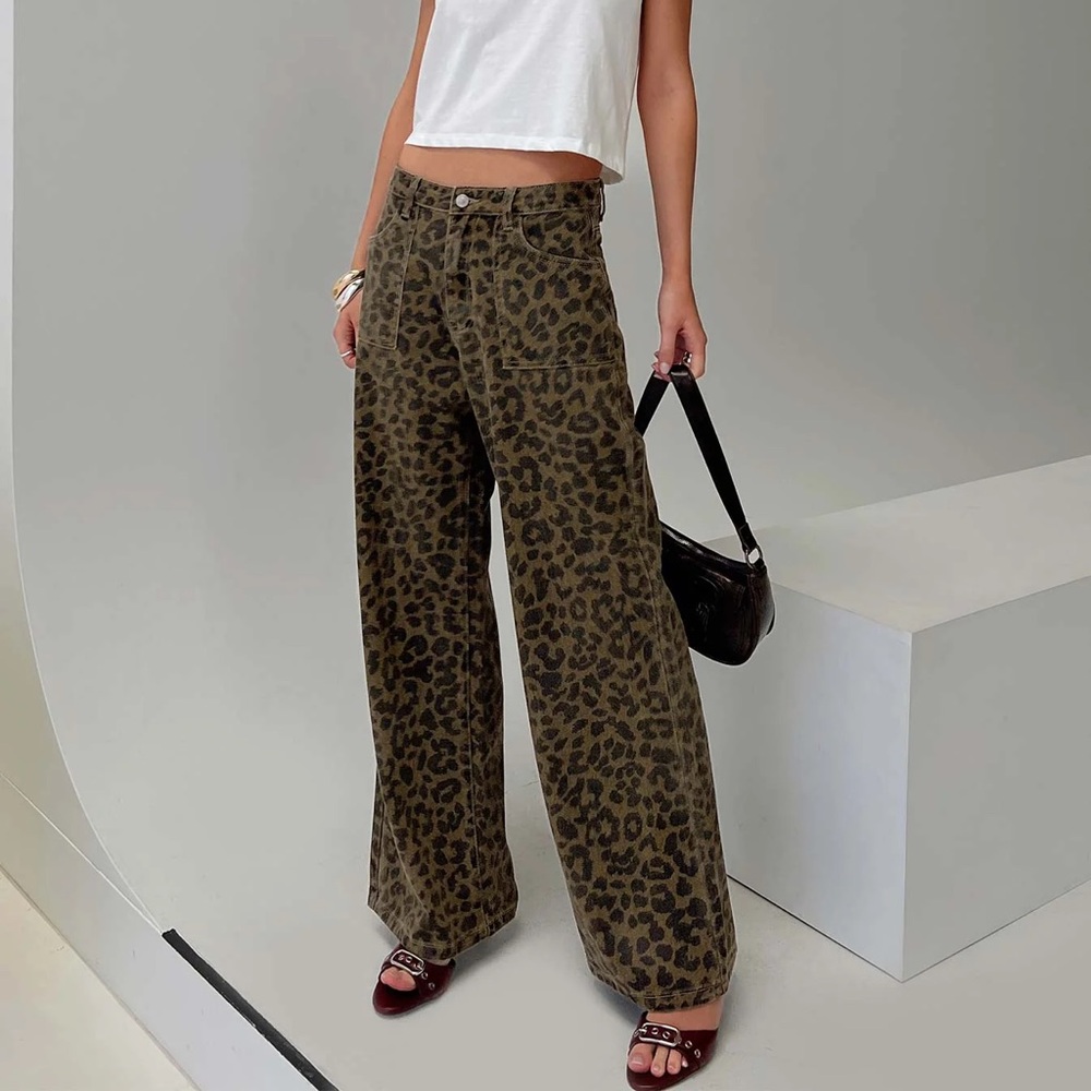 Princess Polly Briony Low Rise Wide Leg Jean Leopard